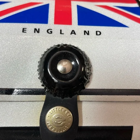 Little Earth England license plate purse - Picture 16 of 16